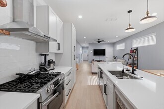 2107 Schley Ave in San Antonio, TX - Building Photo - Building Photo