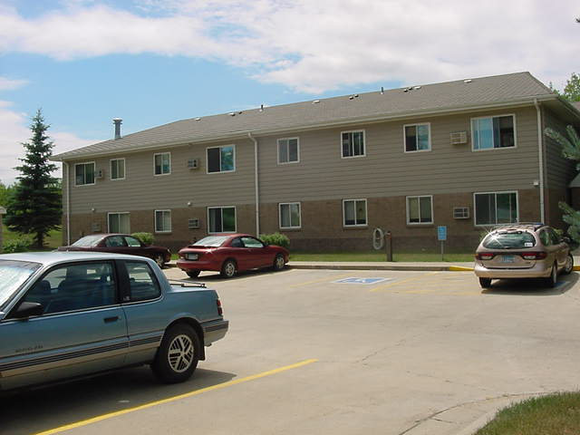 Parkview Housing in Park Rapids, MN - Foto de edificio - Building Photo