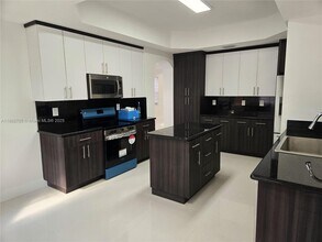 3124 SW 154th Pl in Miami, FL - Building Photo - Building Photo
