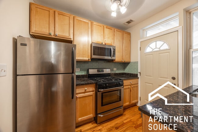 property at 2257 W Rosemont Ave