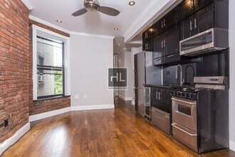 West 103rd Street in New York, NY - Building Photo - Building Photo