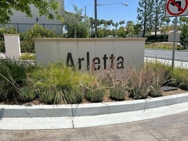 880 Arletta Wy in Fullerton, CA - Building Photo