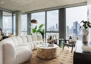 1104 W Carroll Ave in Chicago, IL - Building Photo