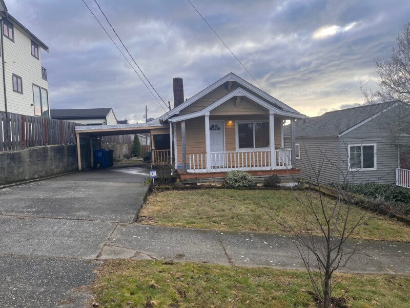 1315 S Shelton St in Seattle, WA - Building Photo