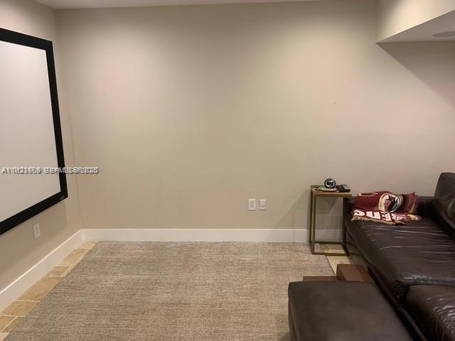 6300 SW 48th St in Miami, FL - Building Photo - Building Photo