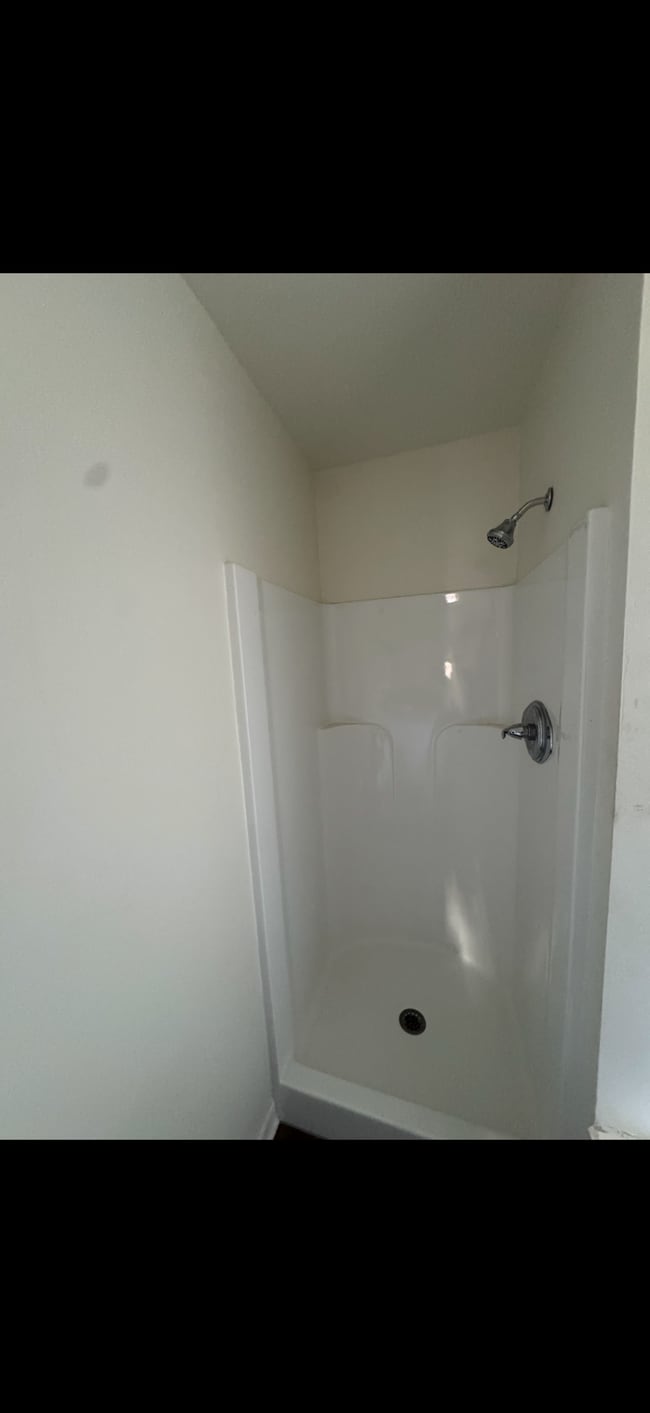 477 Bodnick St in Blakely, PA - Building Photo - Building Photo