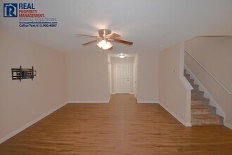 704 Holland Ridge Dr in La Vergne, TN - Building Photo - Building Photo