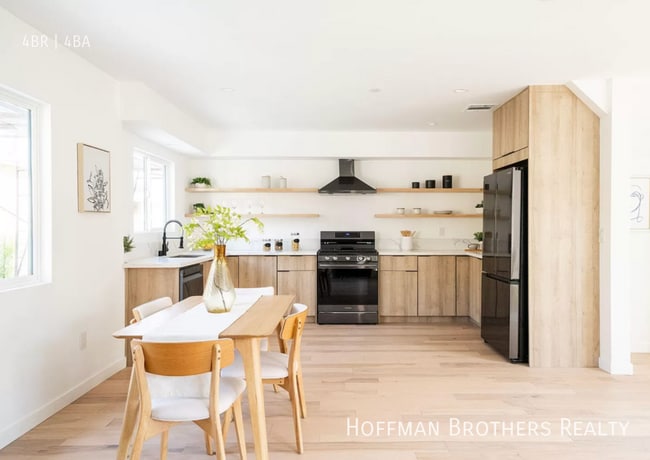 2683 Roseview Ave in Los Angeles, CA - Foto de edificio - Building Photo