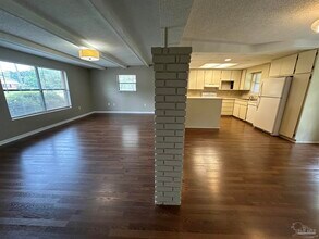 3955 San Gabriel Dr in Pensacola, FL - Building Photo - Building Photo