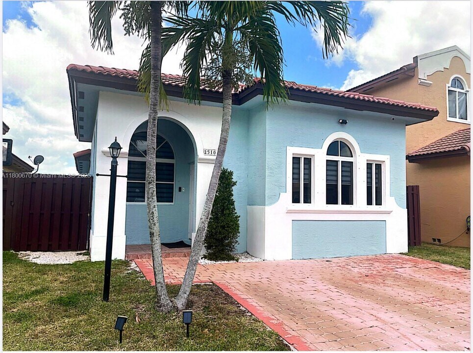 2510 NE 41st Ave in Homestead, FL - Building Photo