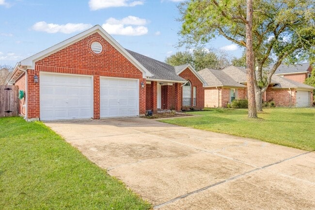 2922 Abbey Field Dr in Pearland, TX - Building Photo - Building Photo