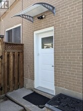 65 Northey Dr in Toronto, ON - Building Photo - Building Photo