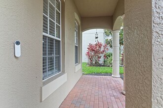 29725 Cedar Waxwing Dr in Wesley Chapel, FL - Building Photo - Building Photo
