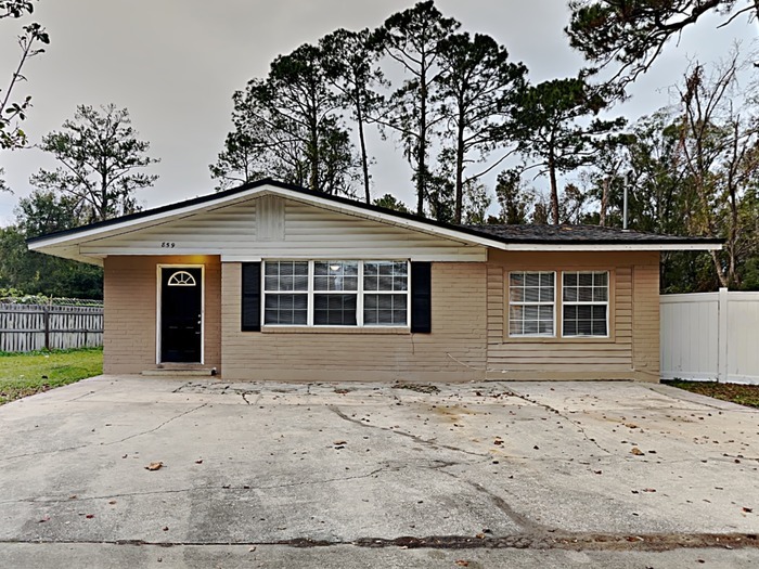 859 Floyd Cir N in Orange Park, FL - Building Photo