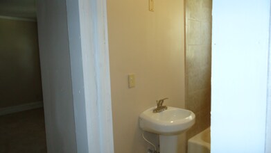 901 S Jackson St in Salisbury, NC - Building Photo - Building Photo