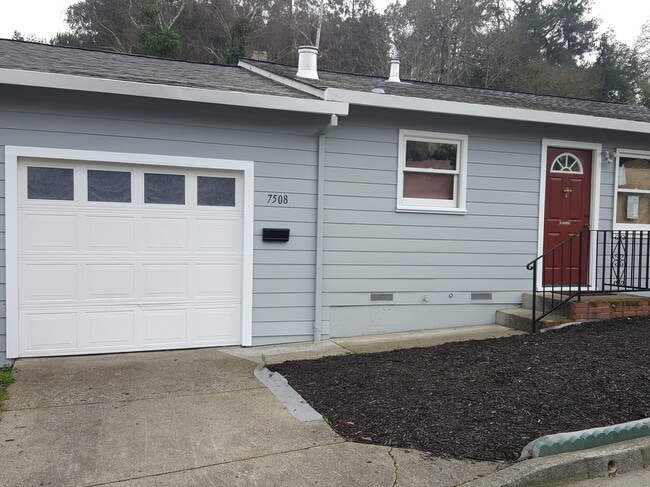 7502 Bodega Ave, Unit 7508 Washington Ave. in Sebastopol, CA - Building Photo - Building Photo