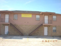 750 S 3rd St in Silsbee, TX - Foto de edificio - Building Photo