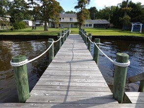 220 Riverview Ave in Camden, NC - Building Photo - Building Photo