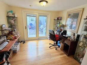 6 Marie Ave, Unit 1 in Cambridge, MA - Building Photo - Building Photo