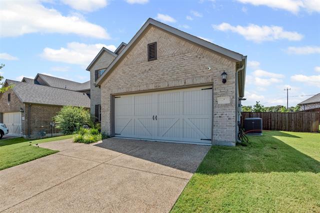 1206 Fox Chase Dr in Mansfield, TX - Building Photo - Building Photo