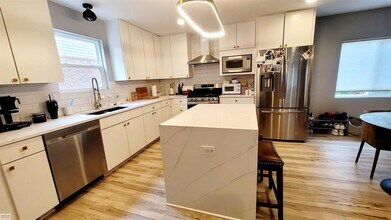 1277 E Lincoln St in Birmingham, MI - Building Photo - Building Photo