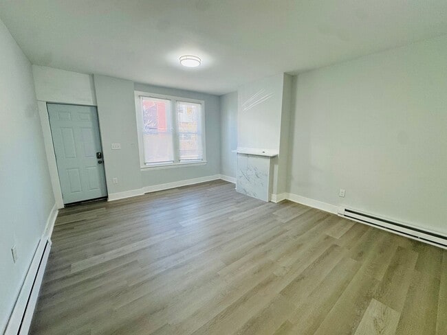 2429 N 27th St in Philadelphia, PA - Building Photo - Building Photo