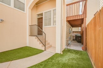 5417 Lillian St in Houston, TX - Building Photo - Building Photo