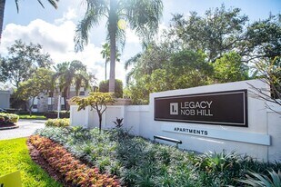 Legacy Nob Hill in Miami, FL - Building Photo