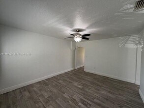 2740 SW 32nd Ave in Miami, FL - Building Photo - Building Photo