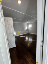 10 Lawrence St in Watertown, MA - Building Photo - Building Photo