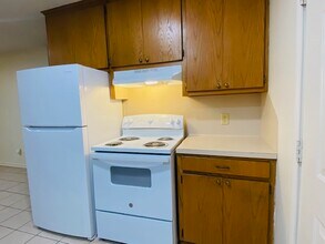 206 Fuller St in Jacksonville, TX - Building Photo - Building Photo