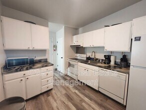 3105 W 33rd Ave in Anchorage, AK - Building Photo - Building Photo