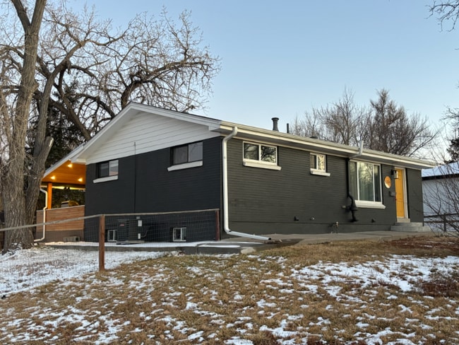 6798 Eaton St in Arvada, CO - Foto de edificio - Building Photo