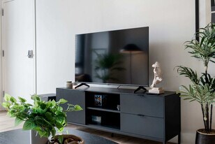 633 S LaSalle St in Chicago, IL - Building Photo