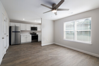Liberty Pointe Apartments in Farmington, MO - Foto de edificio - Interior Photo