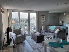 7330 Estero Blvd in Fort Myers Beach, FL - Building Photo - Building Photo