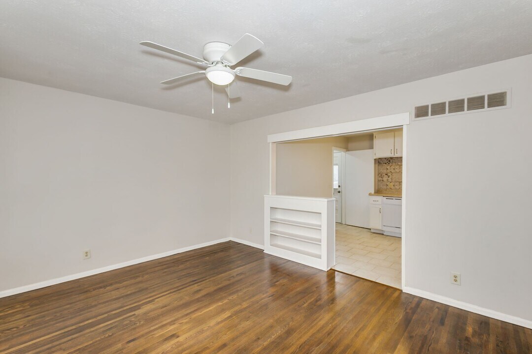 4021 E Mount Vernon St in Wichita, KS - Building Photo