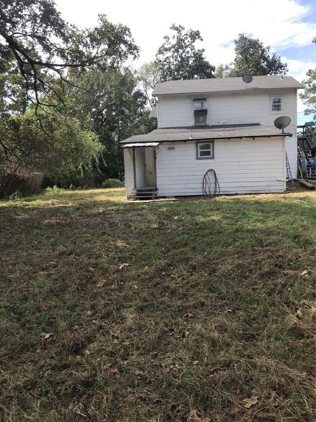 2909 Sam Houston Ave