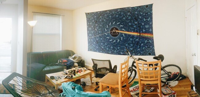 78 Hammond St, Unit T in Boston, MA - Foto de edificio - Building Photo