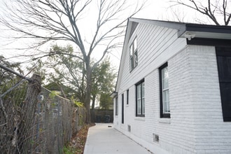 2516 Isabella St, Unit 2516 in Houston, TX - Building Photo - Building Photo