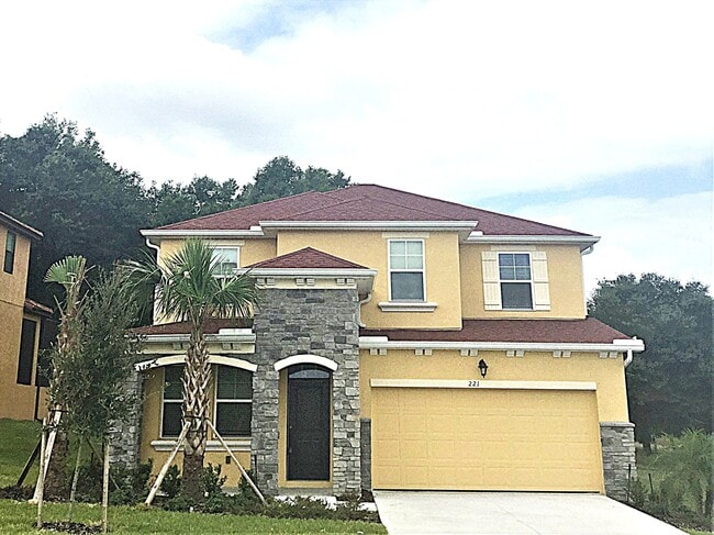 property at 221 Crestrun Loop