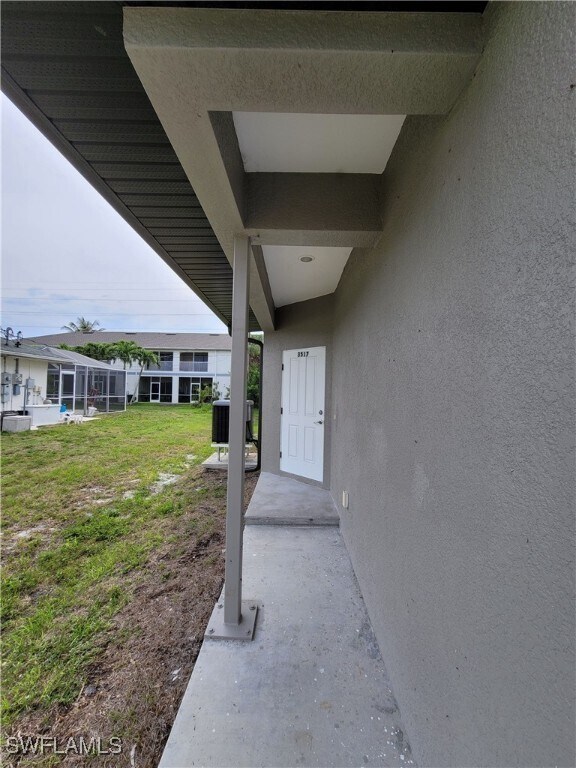 3517 SW Santa Barbara Pl in Cape Coral, FL - Building Photo - Building Photo