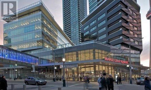 65-2865 Bremner Blvd in Toronto, ON - Building Photo