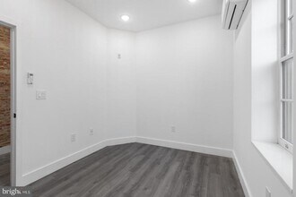 212 Catharine St in Philadelphia, PA - Building Photo - Building Photo