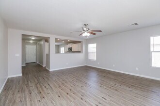 4665 E Pinto Valley Rd in Queen Creek, AZ - Foto de edificio - Building Photo