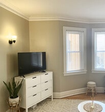 1919 Grove Ave in Berwyn, IL - Building Photo - Building Photo