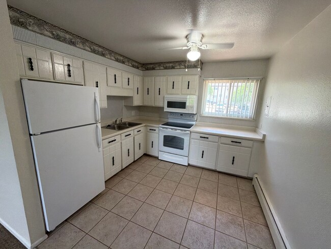 property at 1447 Nokomis Dr