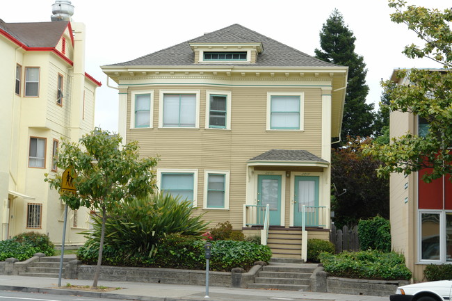 2817 Telegraph Ave in Berkeley, CA - Building Photo - Building Photo