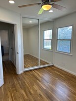 424 E Foothill Blvd, Unit D in Monrovia, CA - Building Photo