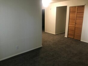 4633 S Quail Vista Ln, Unit Unit A in Millcreek, UT - Building Photo - Building Photo